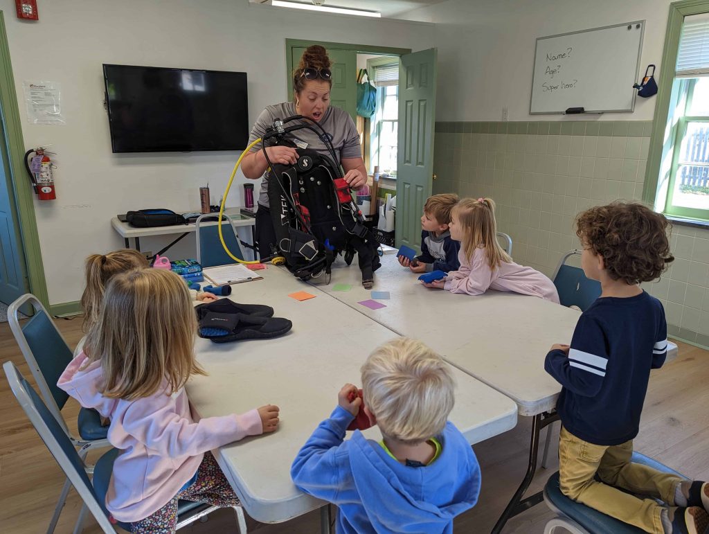 This winter, there’s a wide array of Bay-inspired themes for youth to explore with the return of CBMM’s STEAM Team and Homeschool Engineering Workshops, in addition to hands-on learning opportunities that include the Rising Tide after-school program, Build It! Workshops and field trips for student groups.